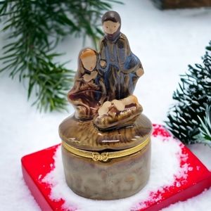 Nativity Ceramic Hinged Holiday Trinket Box